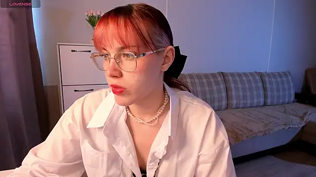 SweetieMarry online show from April 5, 2026, 2:53 am