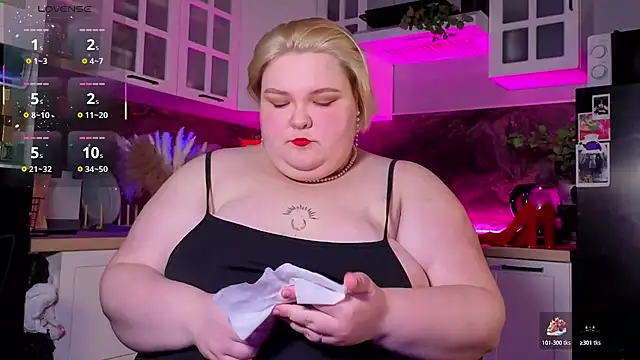 ellagoddes online show from April 3, 2026, 4:16 pm