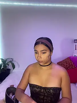 booty sofi07 online show from November 25, 2025, 8:36 am