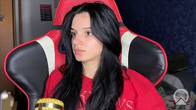 Lili0-0 online show from November 23, 2025, 3:23 pm