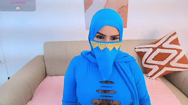 Mayraa arabelle online show from November 29, 2025, 4:10 pm