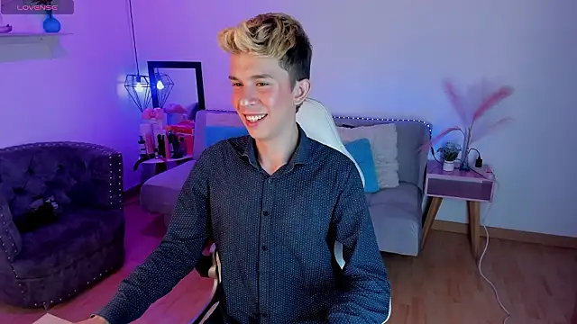 Juaan Diick online show from February 10, 2026, 5:17 pm