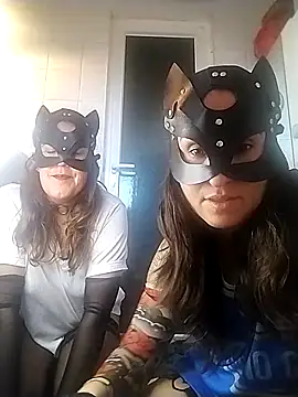 BraKai2020 online show from November 30, 2025, 4:44 pm