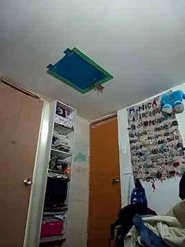 Snapshot of Bizcochitoc4 chatting on November 26, 2025, 12:50 pm Bizcochitoc4 online show from November 26, 2025, 12:50 pm