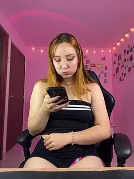 Davne  online show from April 18, 2026, 9:59 pm