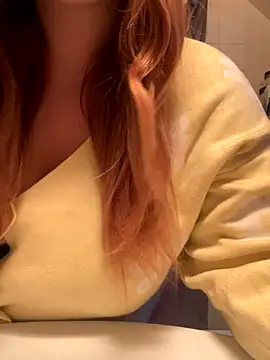 Blue-Coxy online show from November 26, 2025, 7:20 am