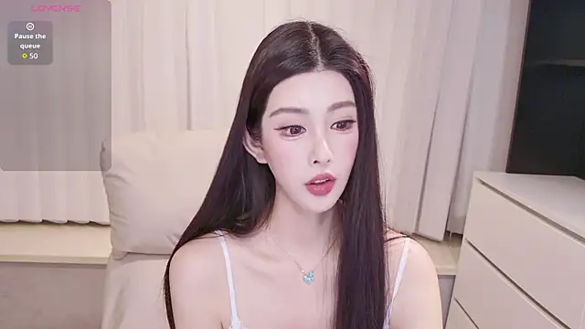Snapshot of LULUbbaby_520 chatting on August 7, 2026, 1:35 pm LULUbbaby 520 online show from August 7, 2026, 1:35 pm