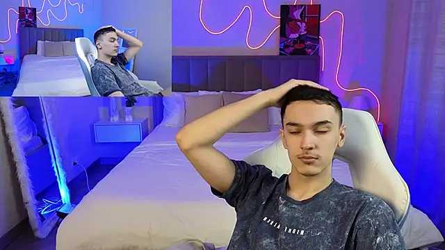 MoonlinSkinn online show from February 19, 2026, 1:01 am