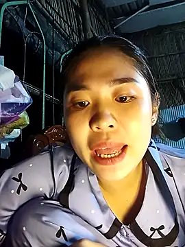 Lin-kute98 online show from February 21, 2026, 1:23 pm