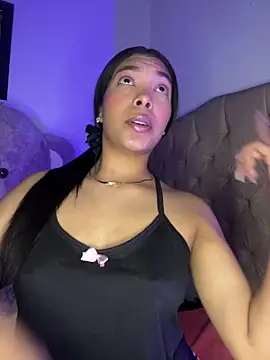 KarolRojas 22 online show from February 10, 2026, 3:54 am