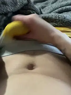 daddyyydeee online show from November 26, 2025, 12:39 pm