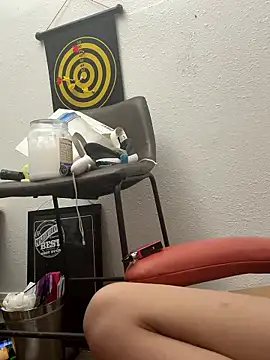 2addictivelyhorny online show from January 5, 2026, 10:57 pm