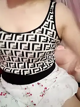 Lily-ross22 online show from June 30, 2026, 4:35 am