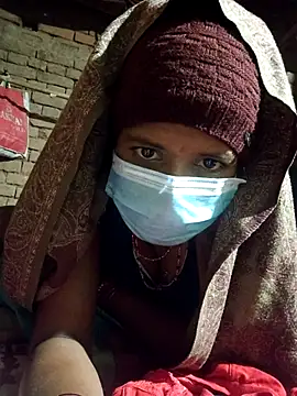 Snapshot of Curvy_Vamikaa chatting on December 5, 2025, 3:09 pm Curvy Vamikaa online show from December 5, 2025, 3:09 pm