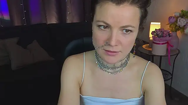 Snapshot of Marla_Bri chatting on November 28, 2025, 1:36 pm Marla Bri online show from November 28, 2025, 1:36 pm