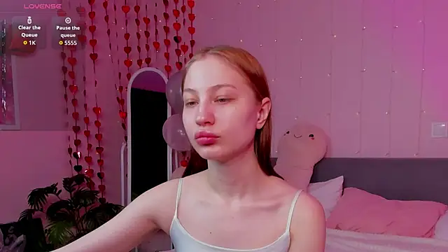 lally cute online show from February 27, 2026, 7:25 pm