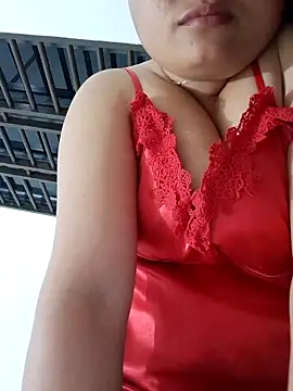 mai-mai-97 online show from May 14, 2026, 4:36 pm