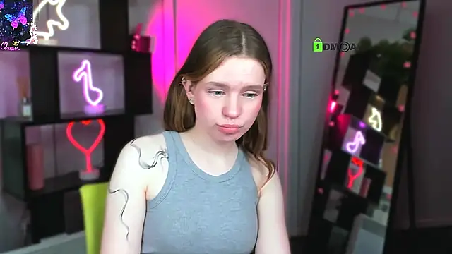 candy flossie1 online show from March 5, 2026, 10:17 pm