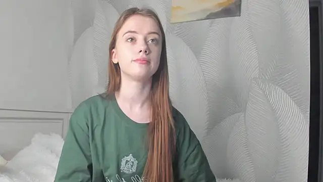 AmyForYouu online show from November 30, 2025, 1:20 am