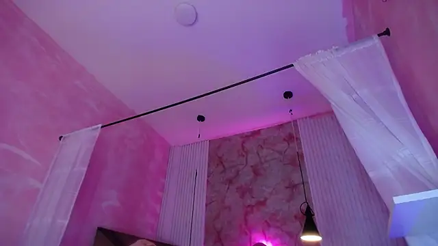 Snapshot of Aine_Collins_ chatting on January 9, 2026, 12:30 pm Aine Collins online show from January 9, 2026, 12:30 pm