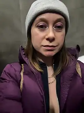 Brooke lover online show from February 22, 2026, 6:57 am