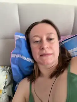 Brooke lover online show from April 7, 2026, 10:37 am