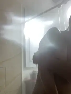 MelissaGill  online show from December 21, 2025, 10:55 am