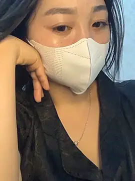 Snapshot of lana-kan chatting on May 10, 2026, 12:43 pm lana-kan online show from May 10, 2026, 12:43 pm