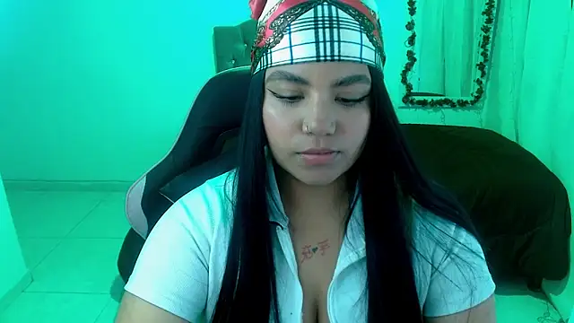 Snapshot of valentina1609 chatting on November 28, 2025, 1:25 pm valentina1609 online show from November 28, 2025, 1:25 pm