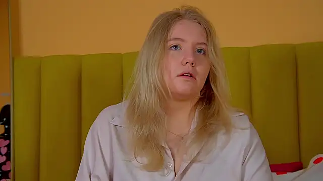 Snapshot of EmilyEvanse chatting on February 19, 2026, 6:20 am EmilyEvanse online show from February 19, 2026, 6:20 am