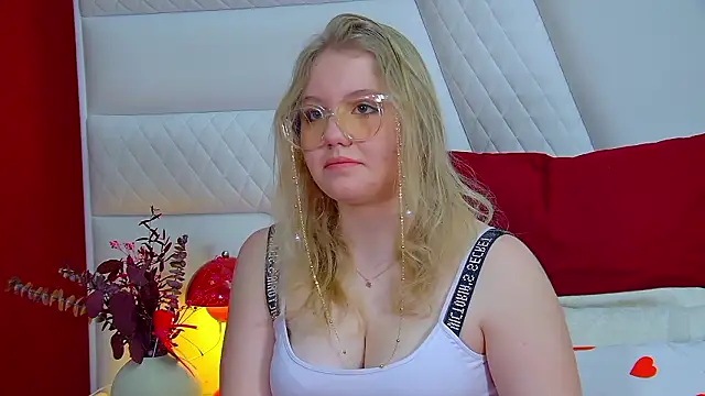 Snapshot of EmilyEvanse chatting on February 27, 2026, 6:35 am EmilyEvanse online show from February 27, 2026, 6:35 am