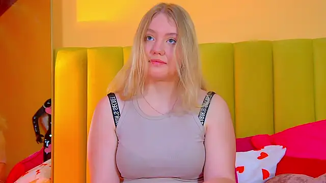 Snapshot of EmilyEvanse chatting on March 1, 2026, 6:15 am EmilyEvanse online show from March 1, 2026, 6:15 am