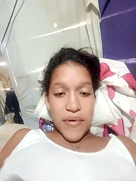 Snapshot of rachelbunny_and_kevin chatting on December 2, 2025, 5:08 pm rachelbunny and kevin online show from December 2, 2025, 5:08 pm