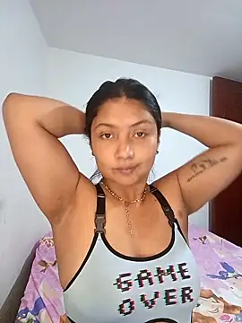 Snapshot of LatinSAR chatting on December 3, 2025, 3:58 am LatinSAR online show from December 3, 2025, 3:58 am