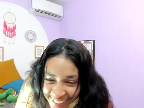 Snapshot of IrisMayer chatting on November 27, 2025, 7:38 pm IrisMayer online show from November 27, 2025, 7:38 pm