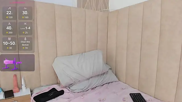 Snapshot of Maybeelin_ chatting on November 27, 2025, 10:12 pm Maybeelin online show from November 27, 2025, 10:12 pm