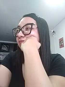 Snapshot of veronica_lx chatting on November 25, 2025, 9:26 pm veronica lx online show from November 25, 2025, 9:26 pm