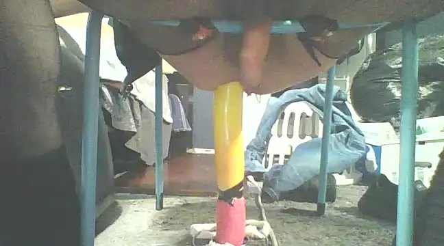 xxxenzo1 online show from March 18, 2025, 7:08 am