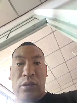 Snapshot of Adandan01 chatting on December 1, 2025, 1:43 am Adandan01 online show from December 1, 2025, 1:43 am