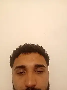 Snapshot of elgasmii chatting on May 31, 2026, 11:17 pm elgasmii online show from May 31, 2026, 11:17 pm