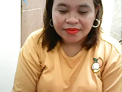 cutechubby online show from January 12, 2026, 7:02 am