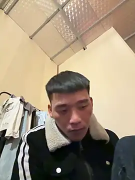 sanu551 online show from November 28, 2025, 4:59 am