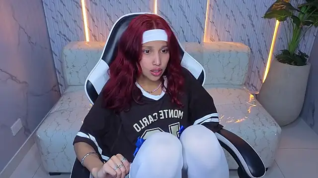 Saphire Tx online show from December 14, 2025, 1:05 pm