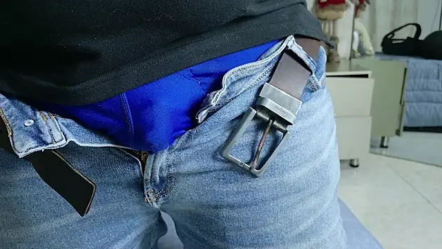 Snapshot of dean_bigbear chatting on November 25, 2025, 5:02 pm dean bigbear online show from November 25, 2025, 5:02 pm