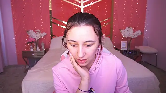 RoxieRay online show from March 27, 2026, 1:00 pm