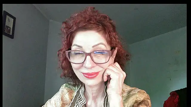 Kelly Flurr online show from May 10, 2026, 2:00 pm