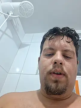 Snapshot of Leoon98 chatting on February 18, 2026, 3:52 pm Leoon98 online show from February 18, 2026, 3:52 pm