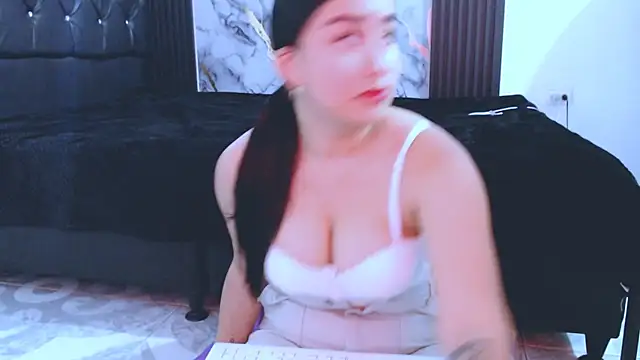 Snapshot of NoaLeon21 chatting on February 21, 2026, 6:20 pm NoaLeon21 online show from February 21, 2026, 6:20 pm