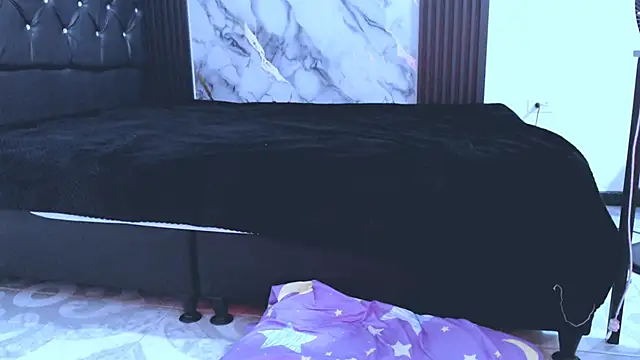 Snapshot of NoaLeon21 chatting on February 28, 2026, 6:53 pm NoaLeon21 online show from February 28, 2026, 6:53 pm