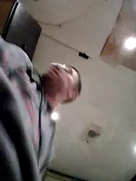 Roadie0187 online show from March 17, 2026, 5:11 am